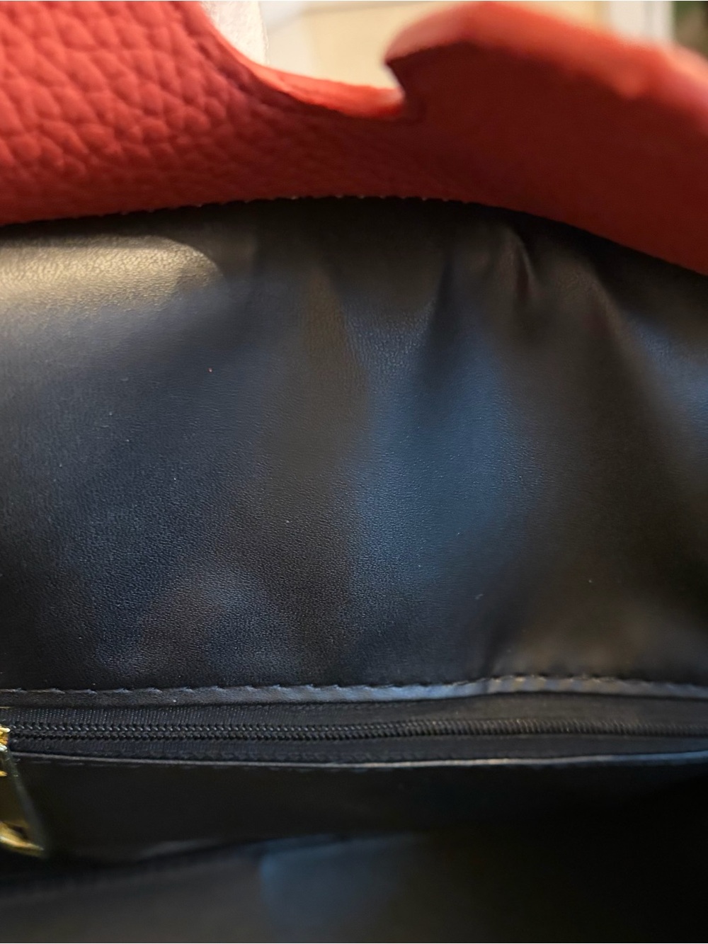 Classic Dark Red Leather Structured Top-Handle Hand Bag - Picture 7 of 9